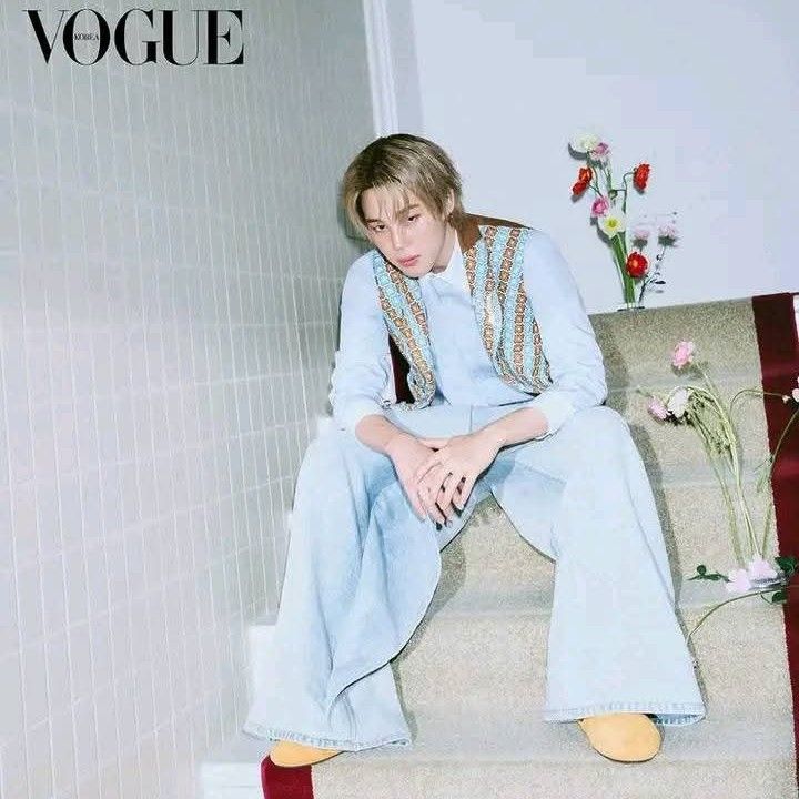 Foto aktivitas terbaru Jimin (BTS)