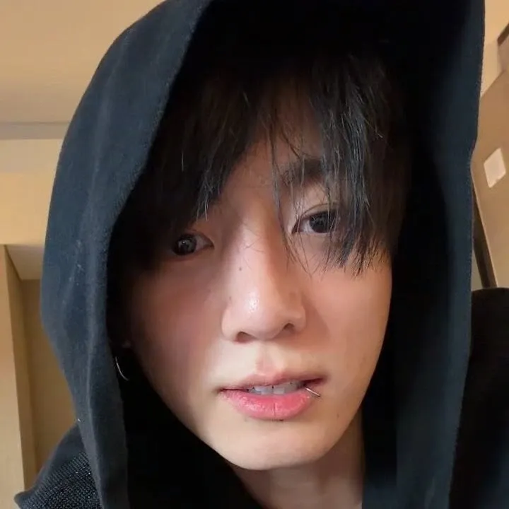 Momen yang diabadikan oleh penggemar Jungkook (BTS)