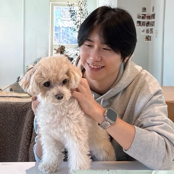 Popular profile image of Kang Seungsik (VICTON) selected by votes