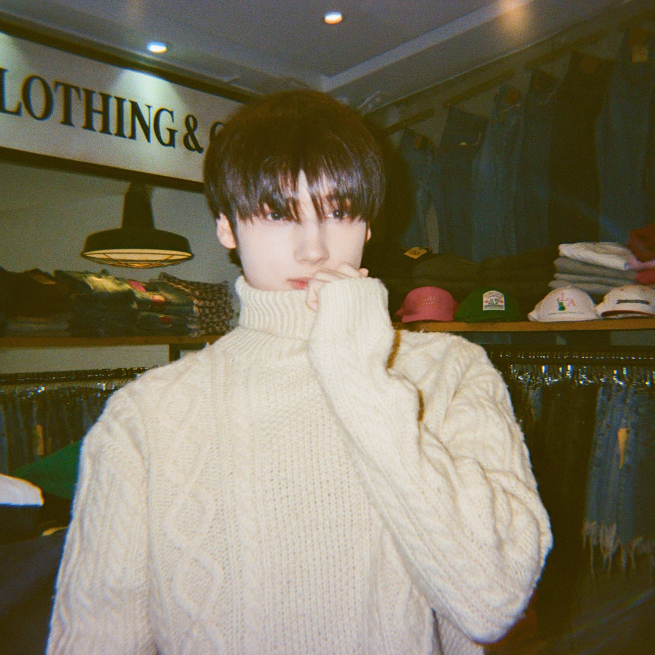 휴닝카이 (투모로우바이투게더) 최근 활동샷