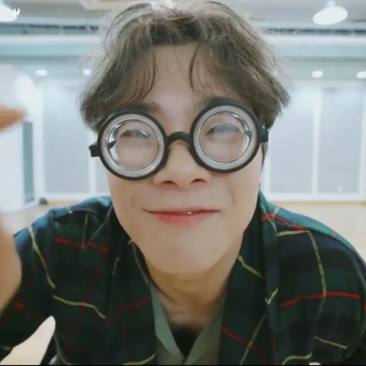 A moment captured by Moonbin (ASTRO)'s fan