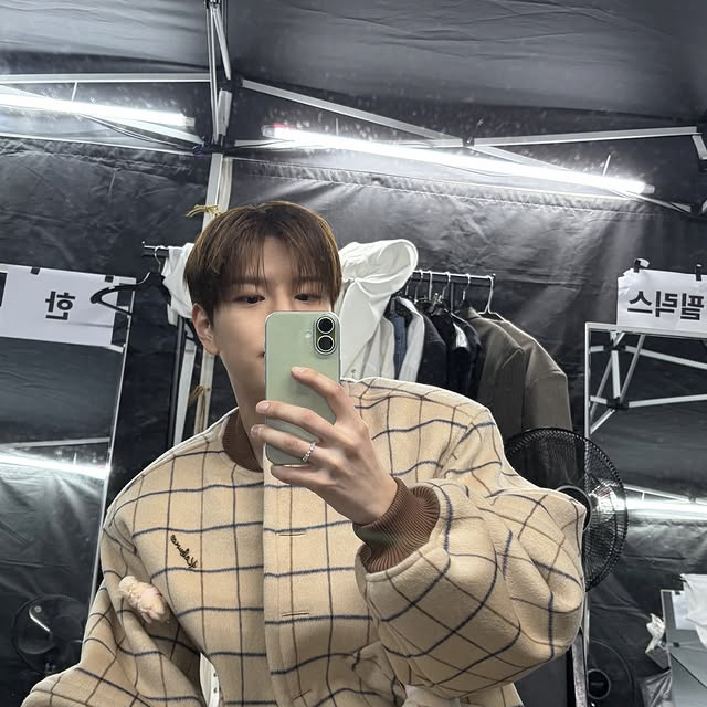 A moment captured by Stray Kids's fan