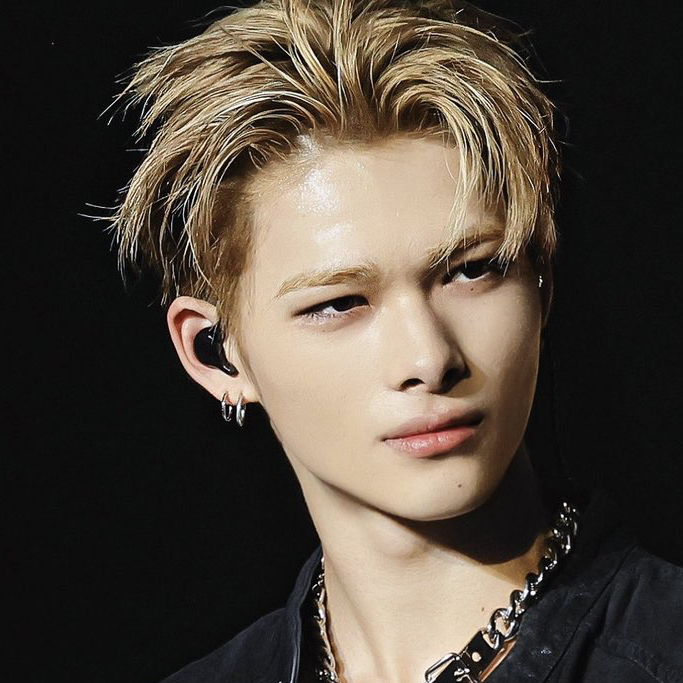 NI-KI (ENHYPEN)的最新照片