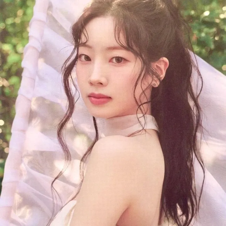 Momen yang diabadikan oleh penggemar Dahyun (TWICE)