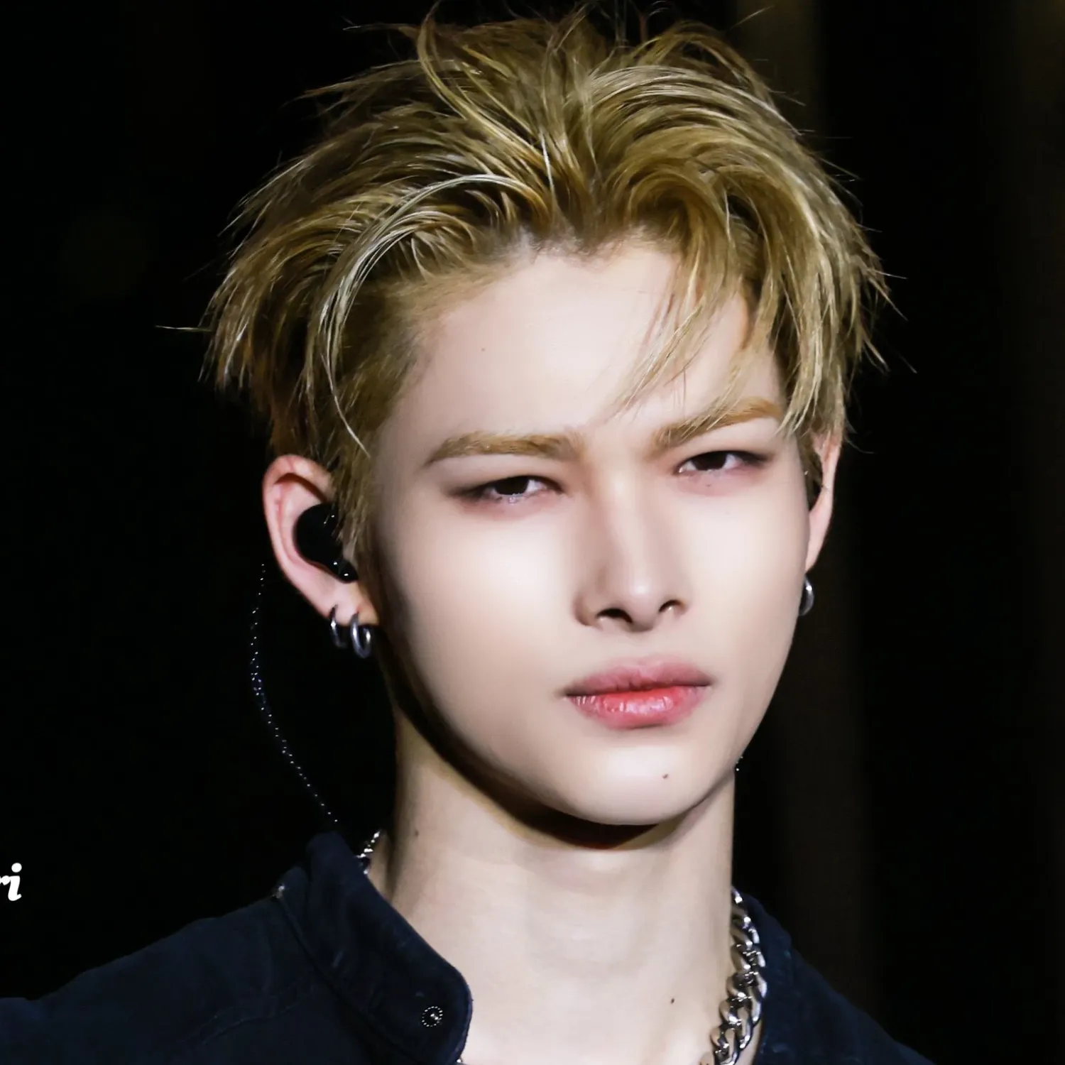 Behind-the-scenes cut of NI-KI (ENHYPEN)