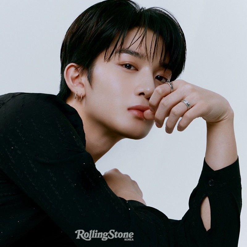 Behind-the-scenes cut of Bae Jinyoung