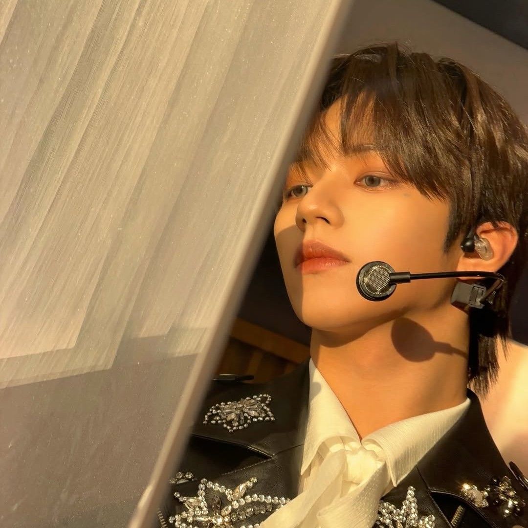 Latest photo of JL (AHOF)