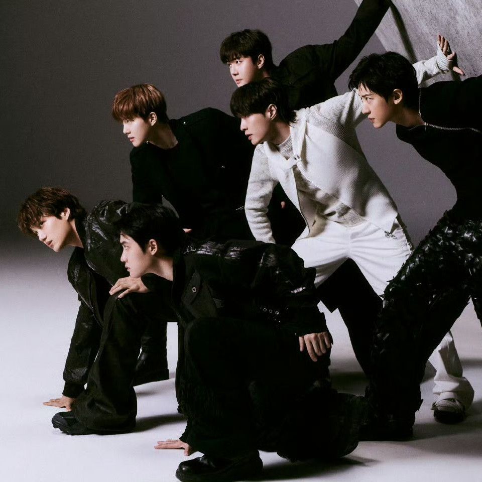 EXO 최근 활동샷