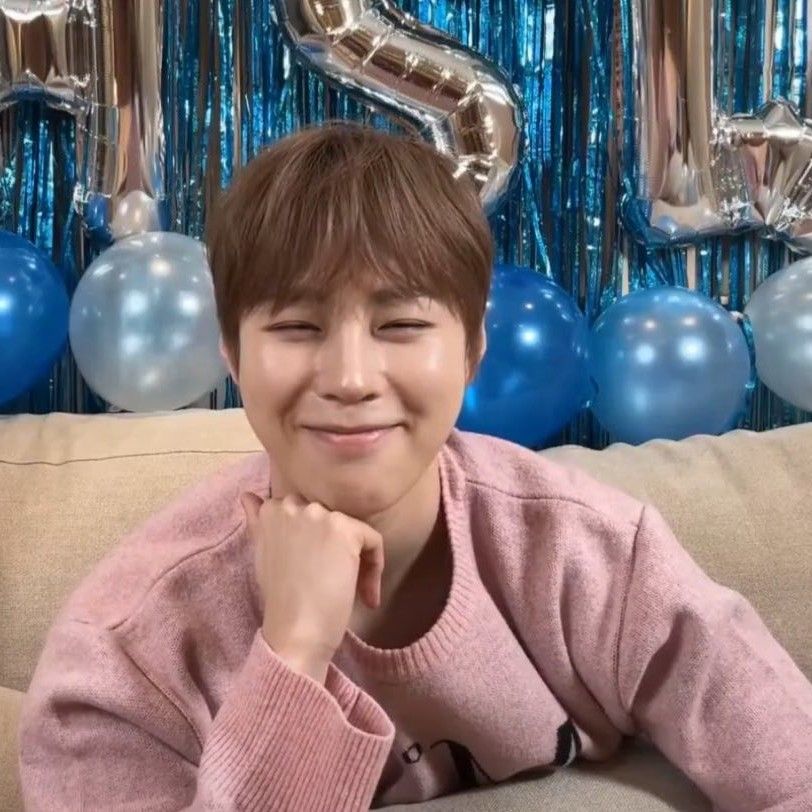 Latest photo of Ha Sungwoon