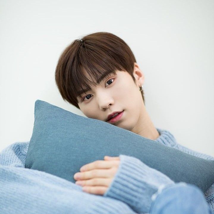 A moment captured by Rocky's fan