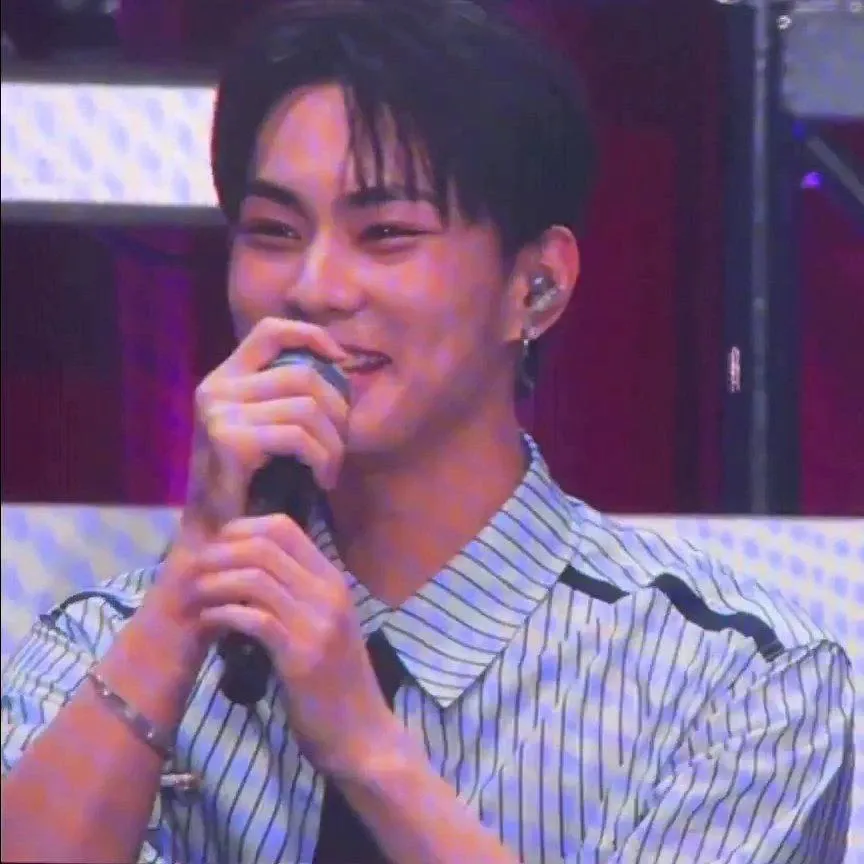 Recent activity shot of Jungwon (ENHYPEN)