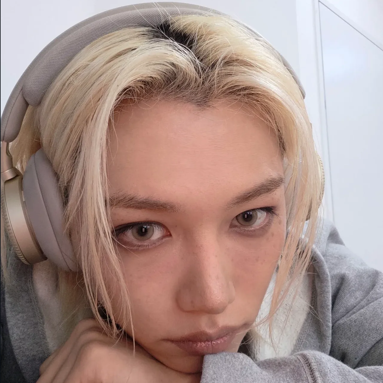 A moment captured by Felix (Stray Kids)'s fan