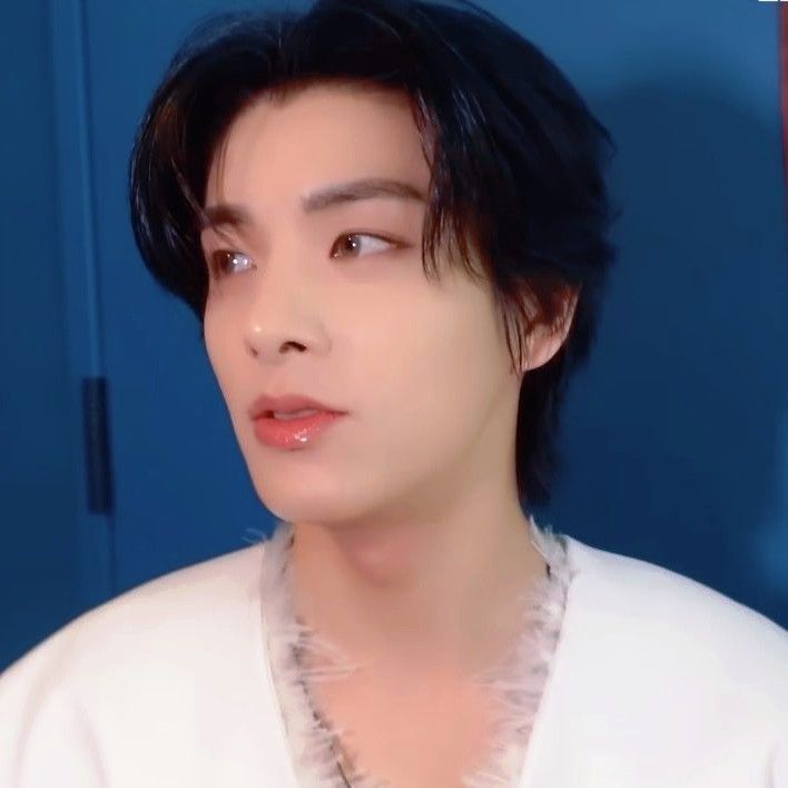 Latest photo of Jake (ENHYPEN)