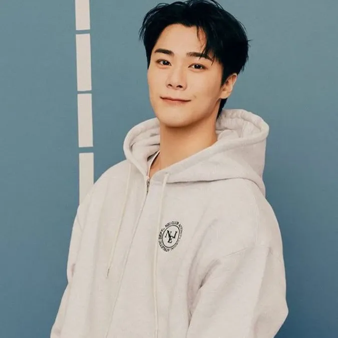 Behind-the-scenes cut of Moonbin (ASTRO)