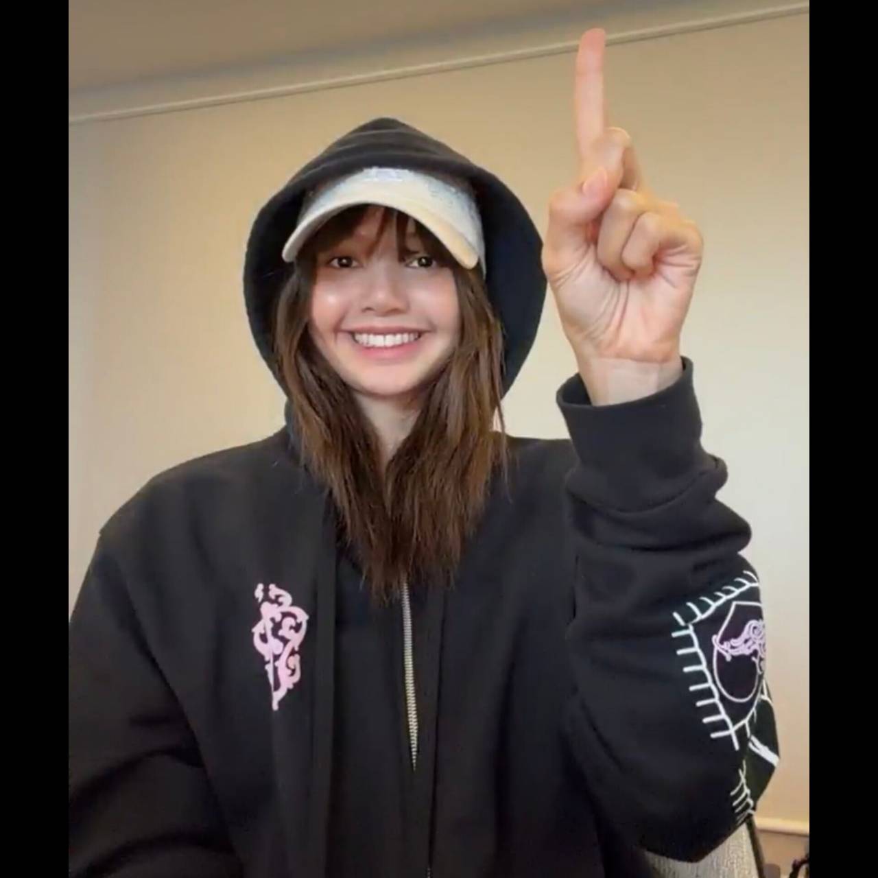 Lisa (BLACKPINK)的最新活動照片