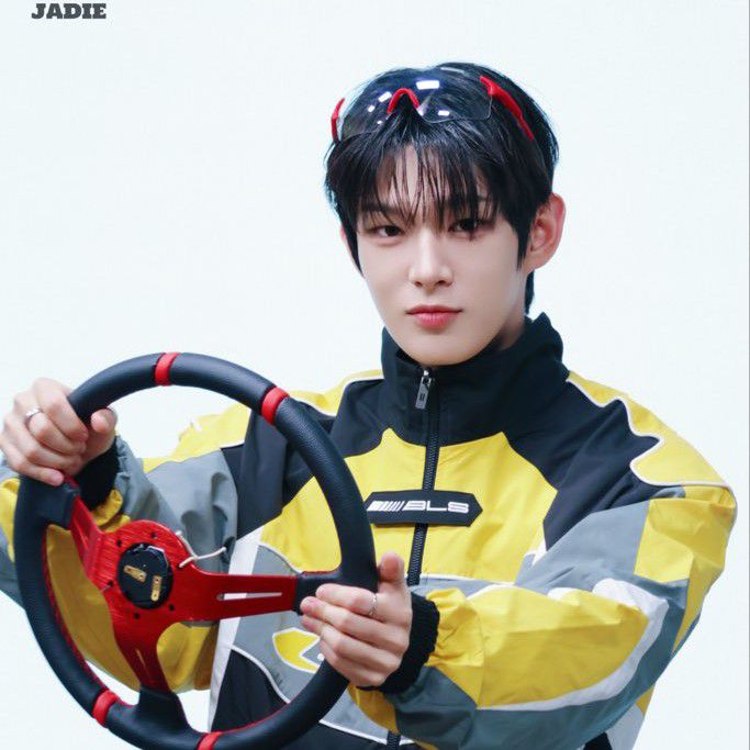 スティーブン (AHOF)の最近の活動写真