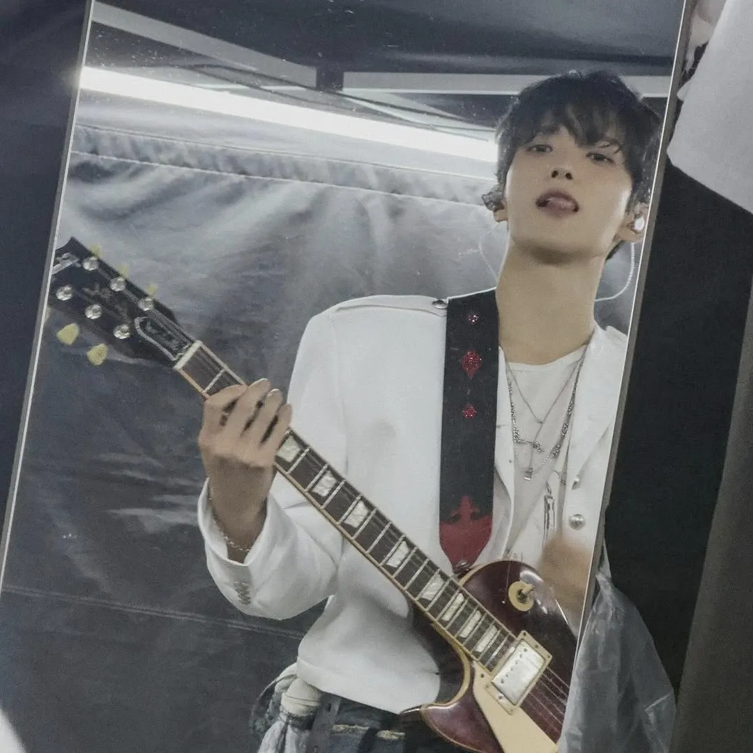 DK (SEVENTEEN)的幕後花絮