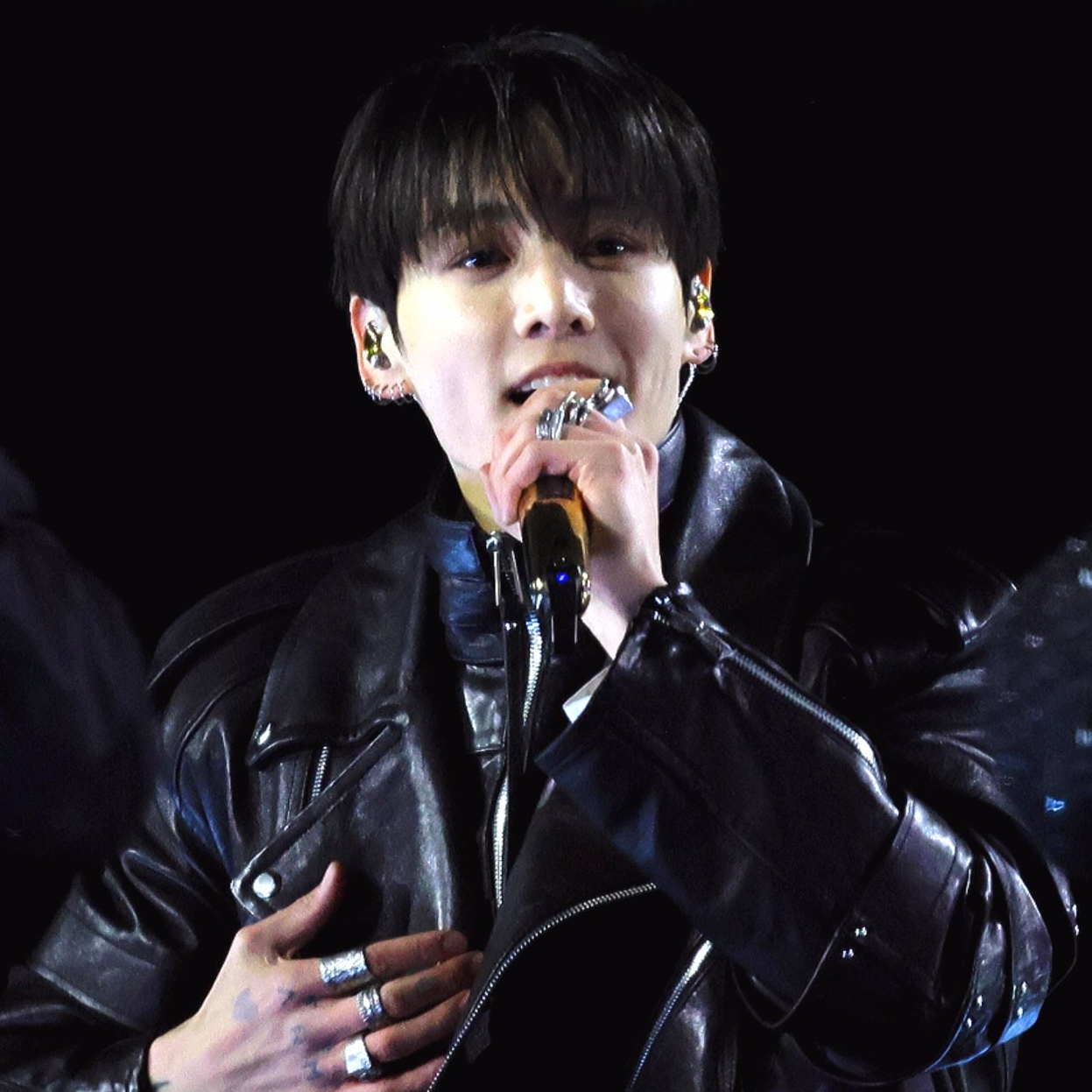 Momen yang diabadikan oleh penggemar Jungkook (BTS)