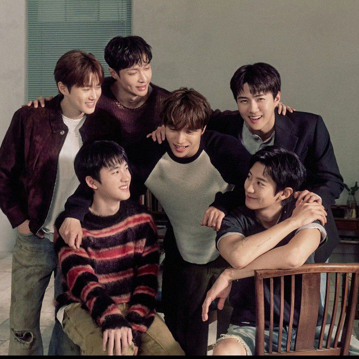 Behind-the-scenes cut of EXO