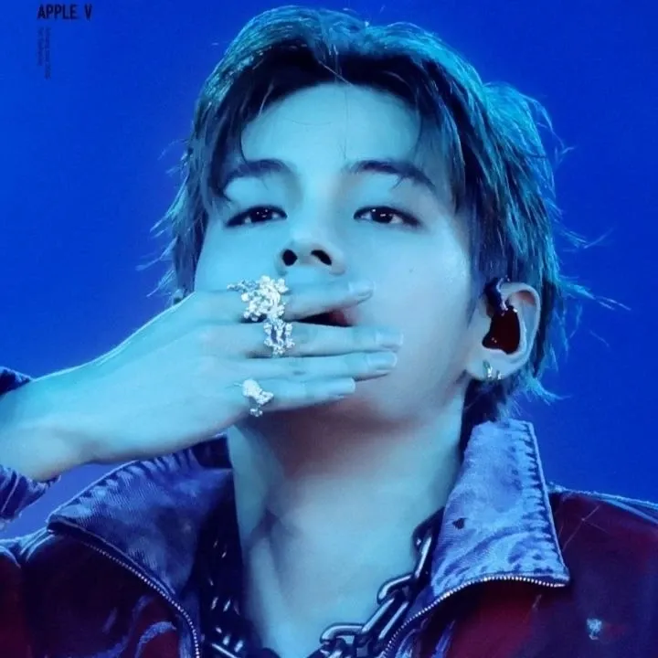 BTS V ファンダムコミュニティ │ KPOP人気No.1アプリ 最愛ドル