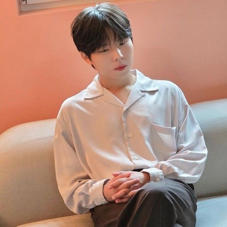 A moment captured by Jung Seunghwan's fan