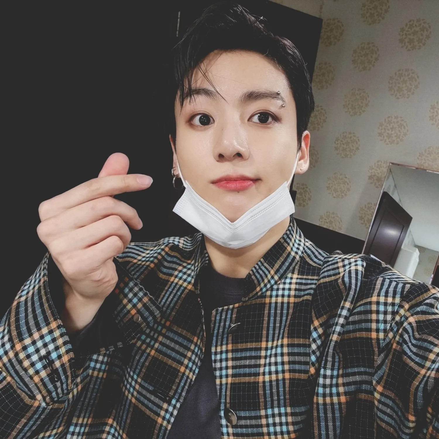 Momen yang diabadikan oleh penggemar Jungkook (BTS)