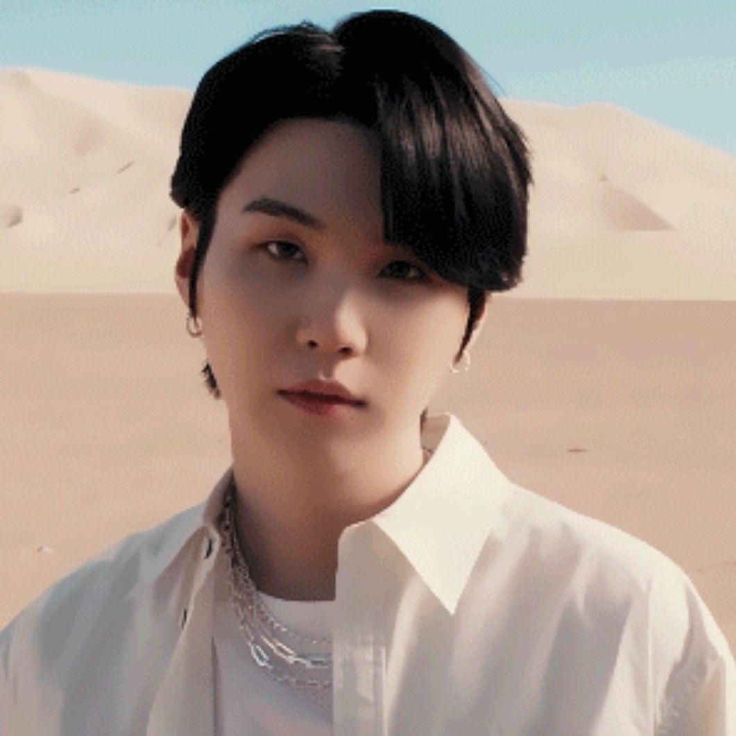 A moment captured by SUGA (BTS)'s fan