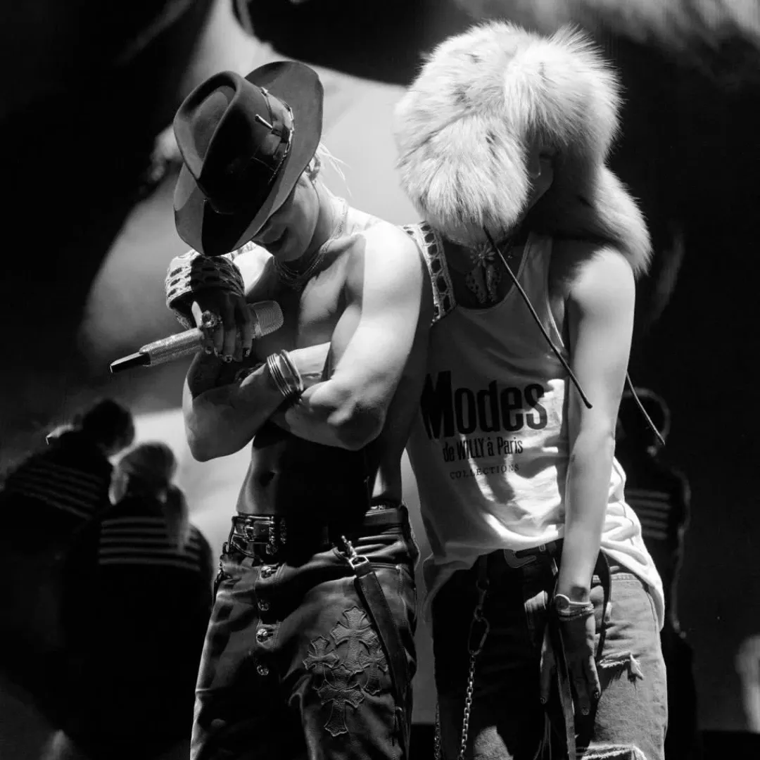 Latest photo of Taeyang (BIGBANG)