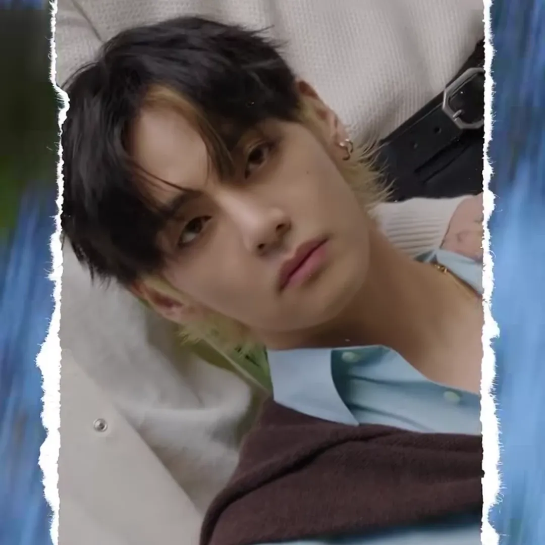 뷔 (방탄소년단)의 최신 사진