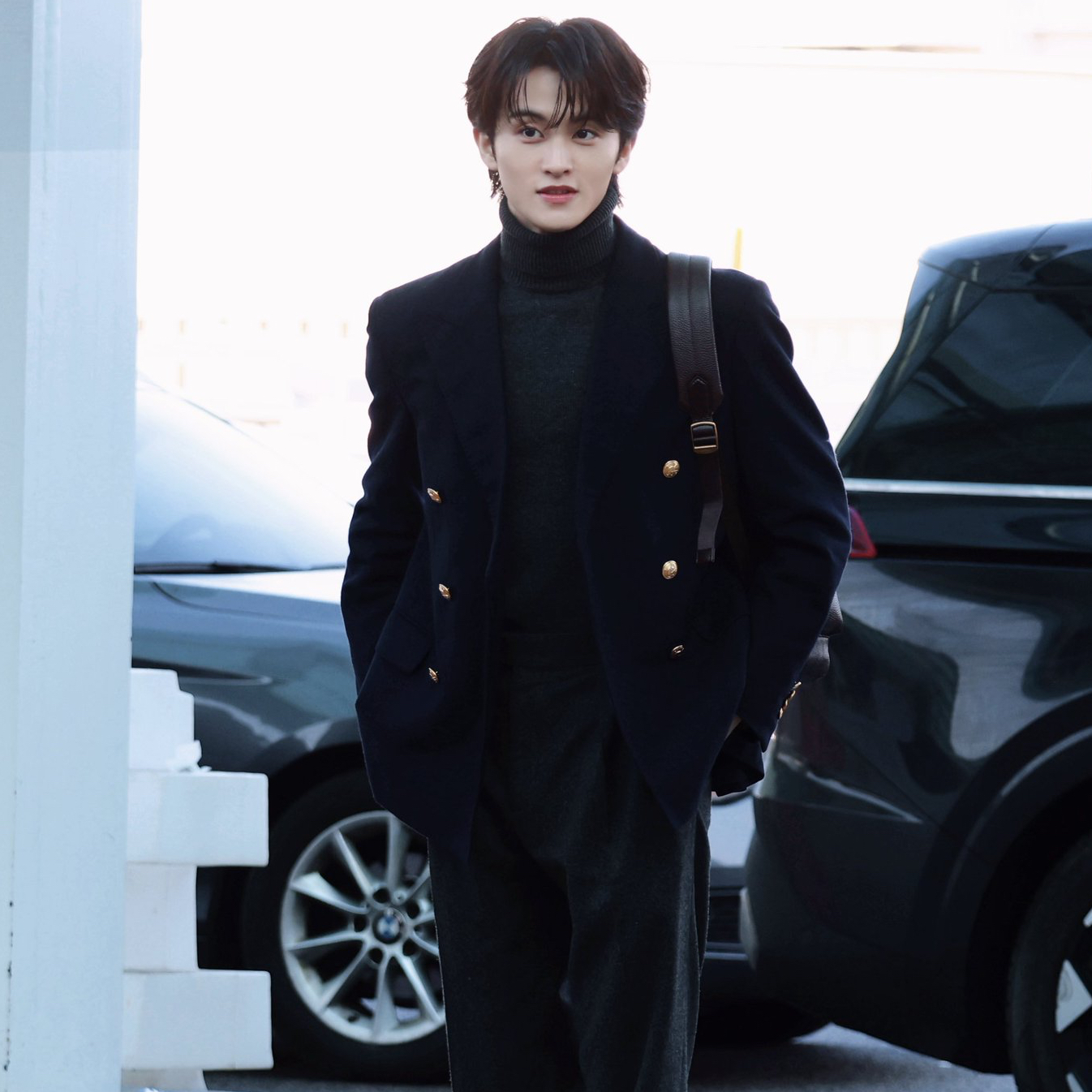 A moment captured by Mark (NCT 127, NCT DREAM)'s fan