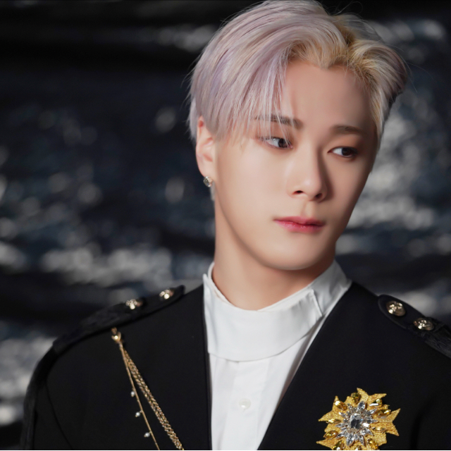 Behind-the-scenes cut of Moonbin (ASTRO)