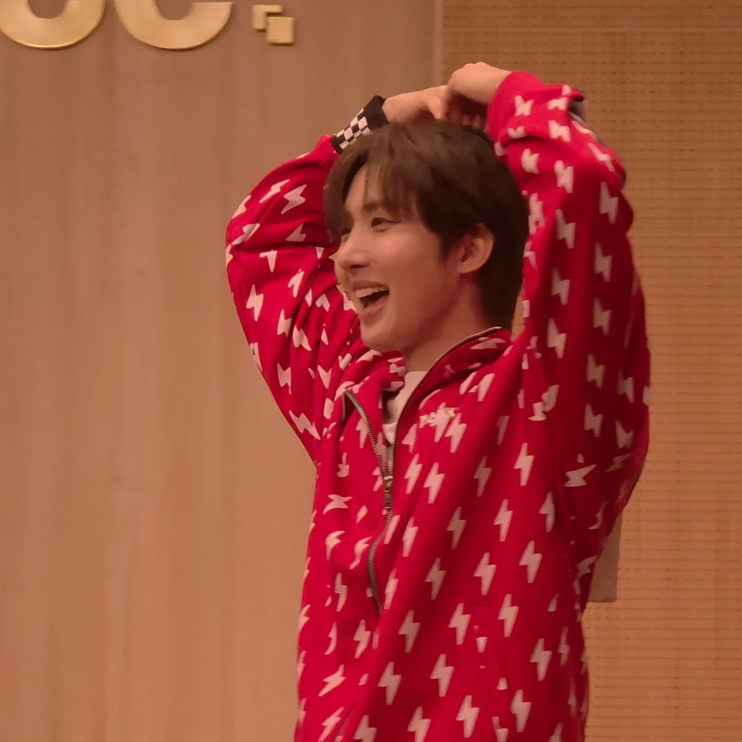 Behind-the-scenes cut of Hui (PENTAGON)