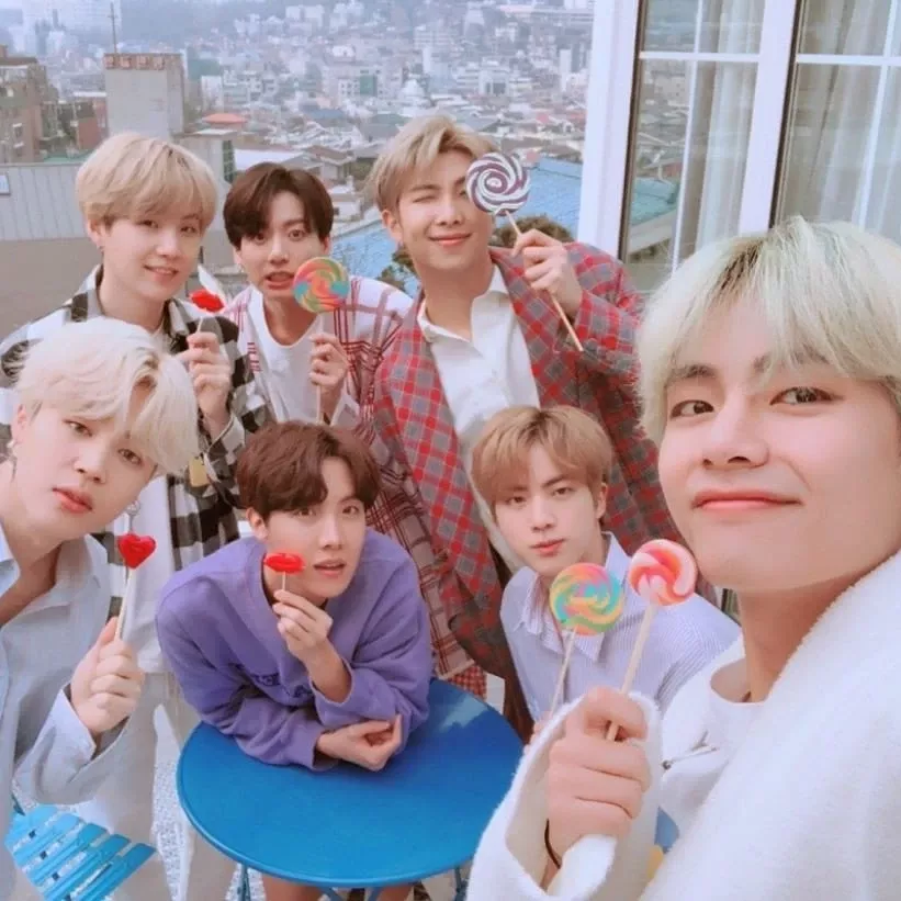 防弹少年团的最新活动照片