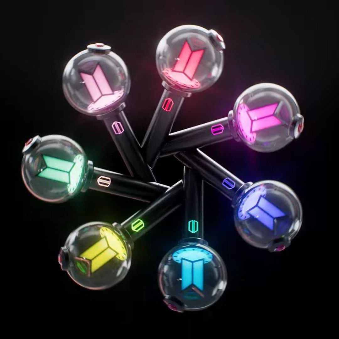 Behind-the-scenes cut of BTS