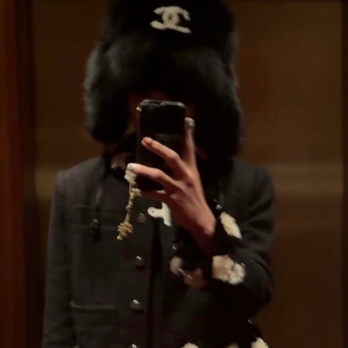 A moment captured by G-DRAGON (BIGBANG)'s fan