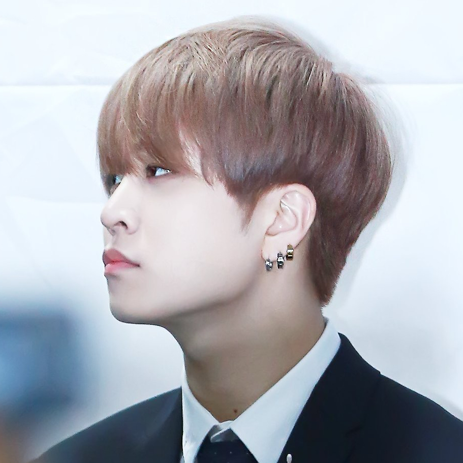 Latest photo of Youngjae (GOT7)