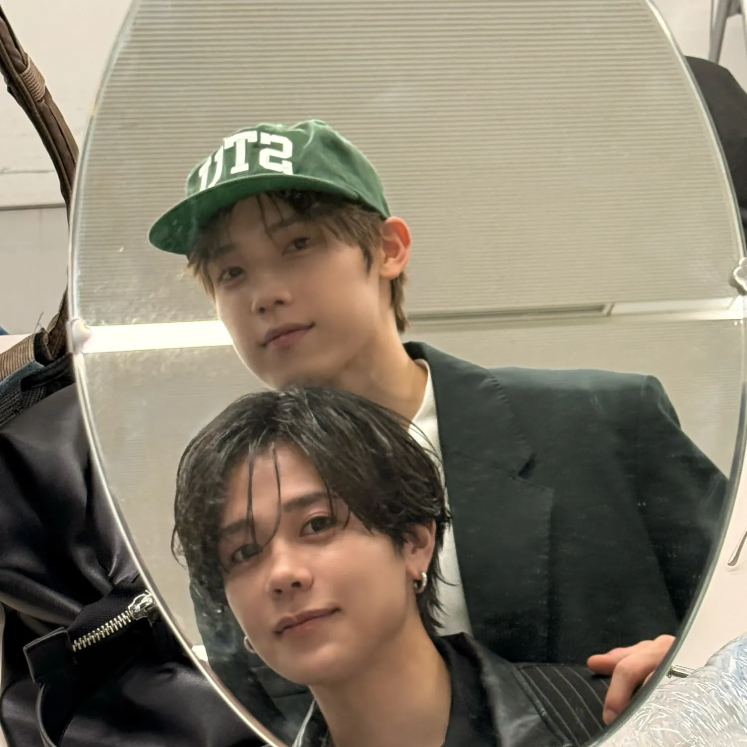 Behind-the-scenes cut of INI