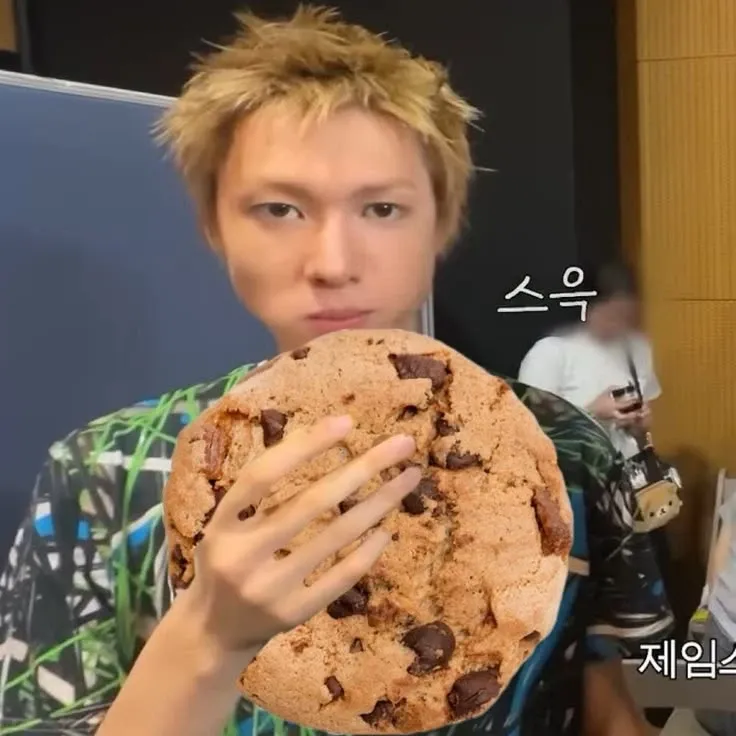 마틴 (CORTIS)의 최신 사진