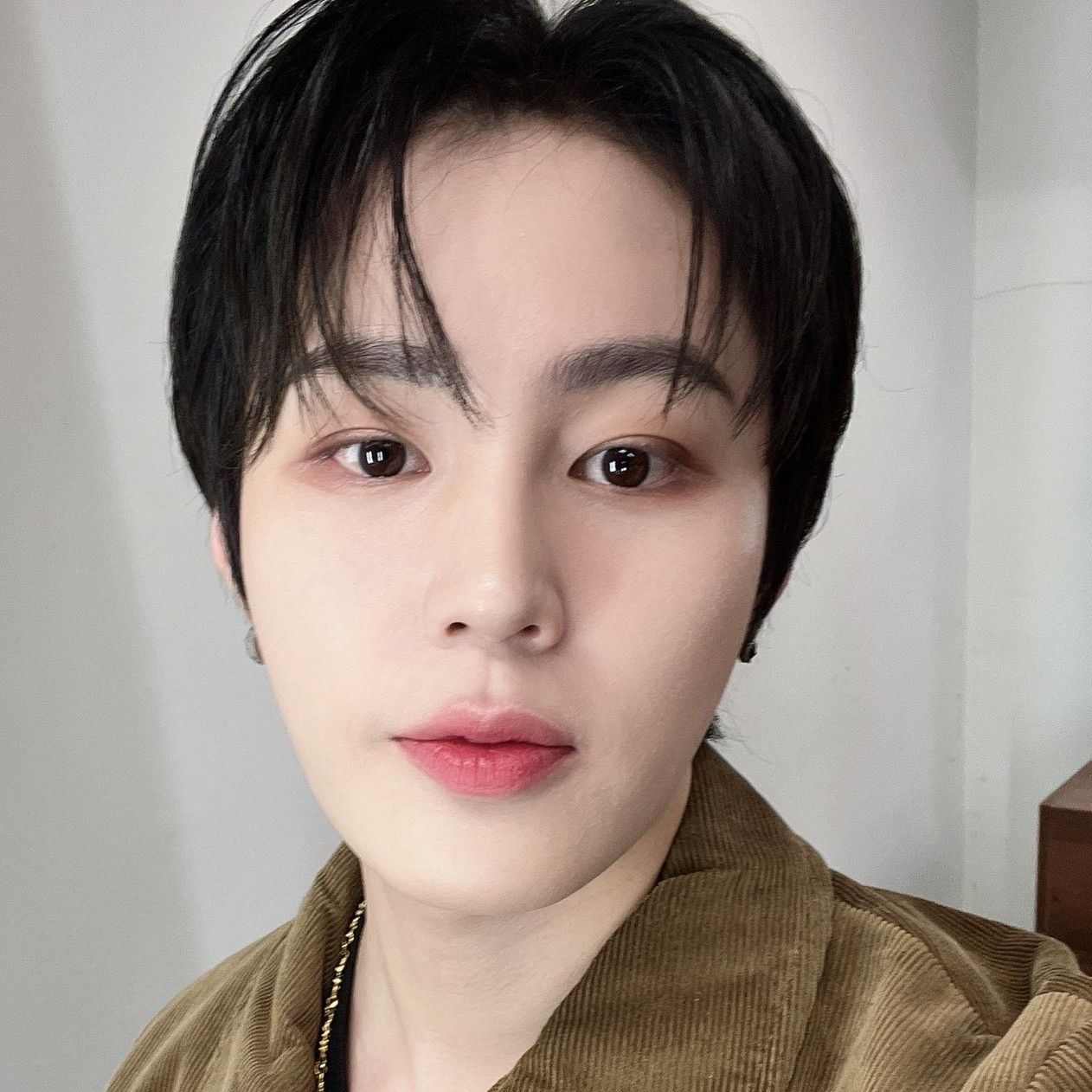 하성운의 비하인드 컷