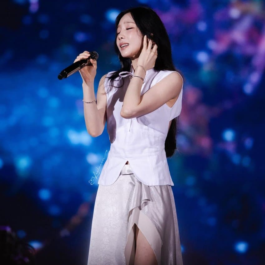 Behind-the-scenes cut of Taeyeon (Girls' Generation)