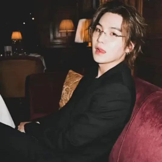 Latest photo of SUGA (BTS)