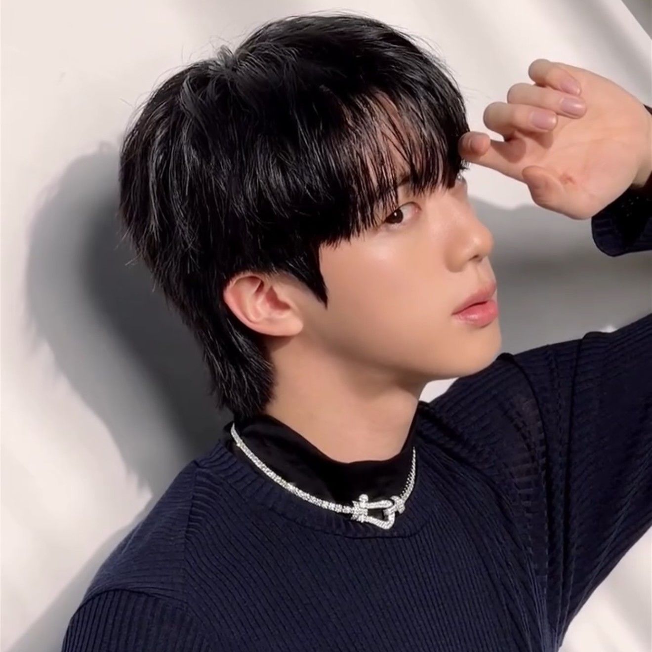 Foto terbaru Jin (BTS)