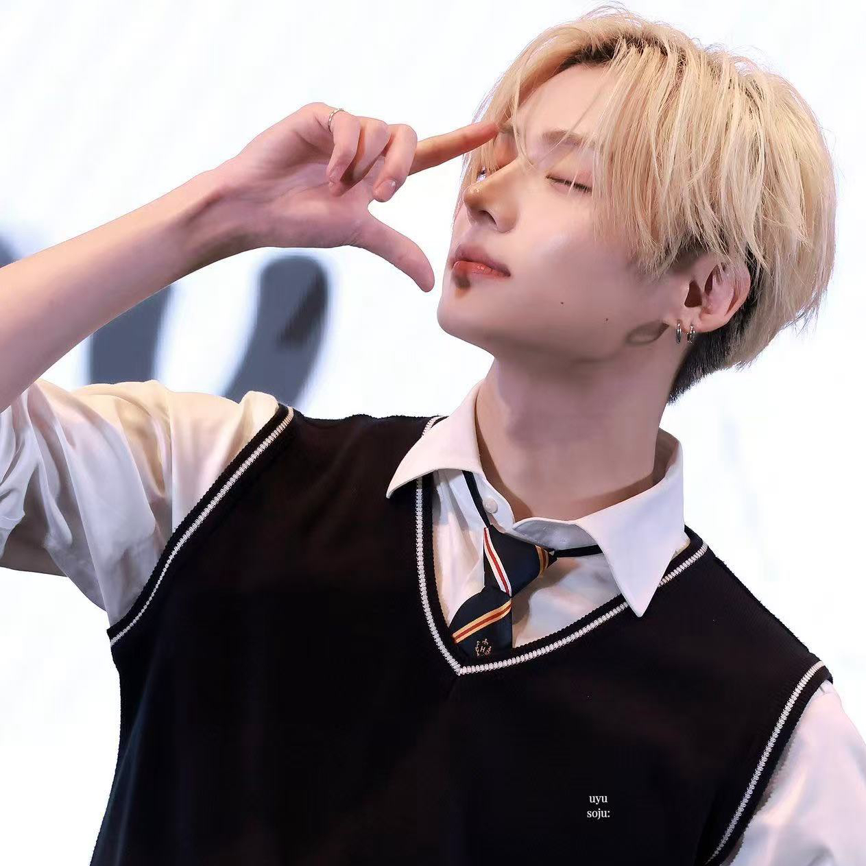 A moment captured by Lee Sangwon (ALPHA DRIVE ONE)'s fan