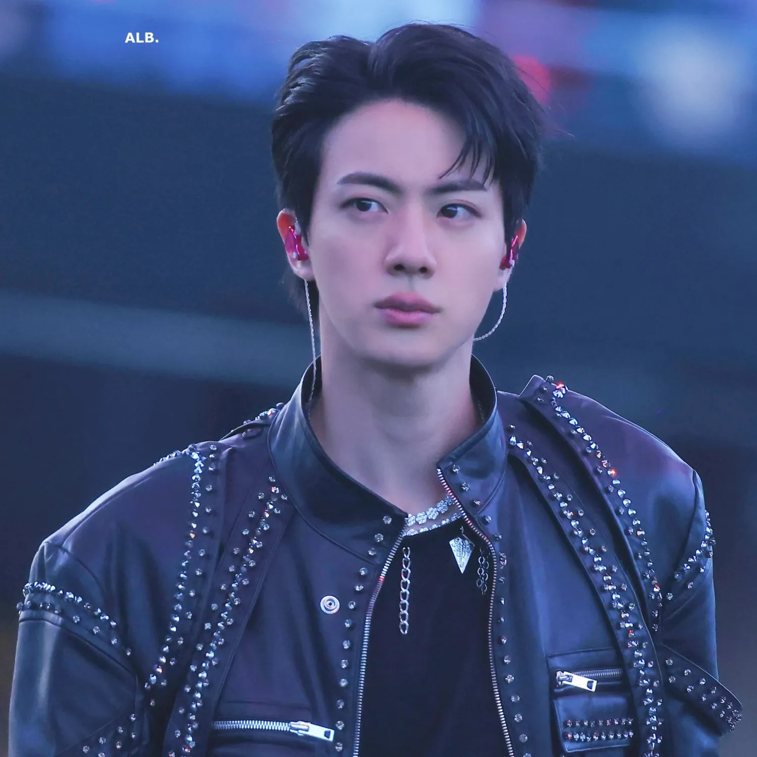 Momen yang diabadikan oleh penggemar Jin (BTS)