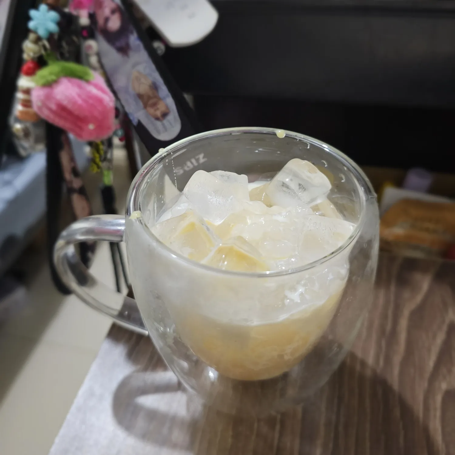 珍荣 (GOT7)的最新活动照片