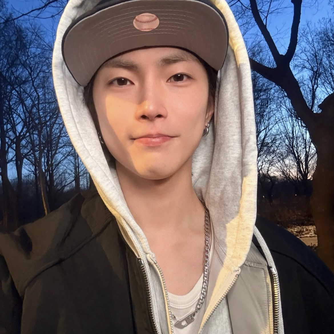 Behind-the-scenes cut of Seunghan