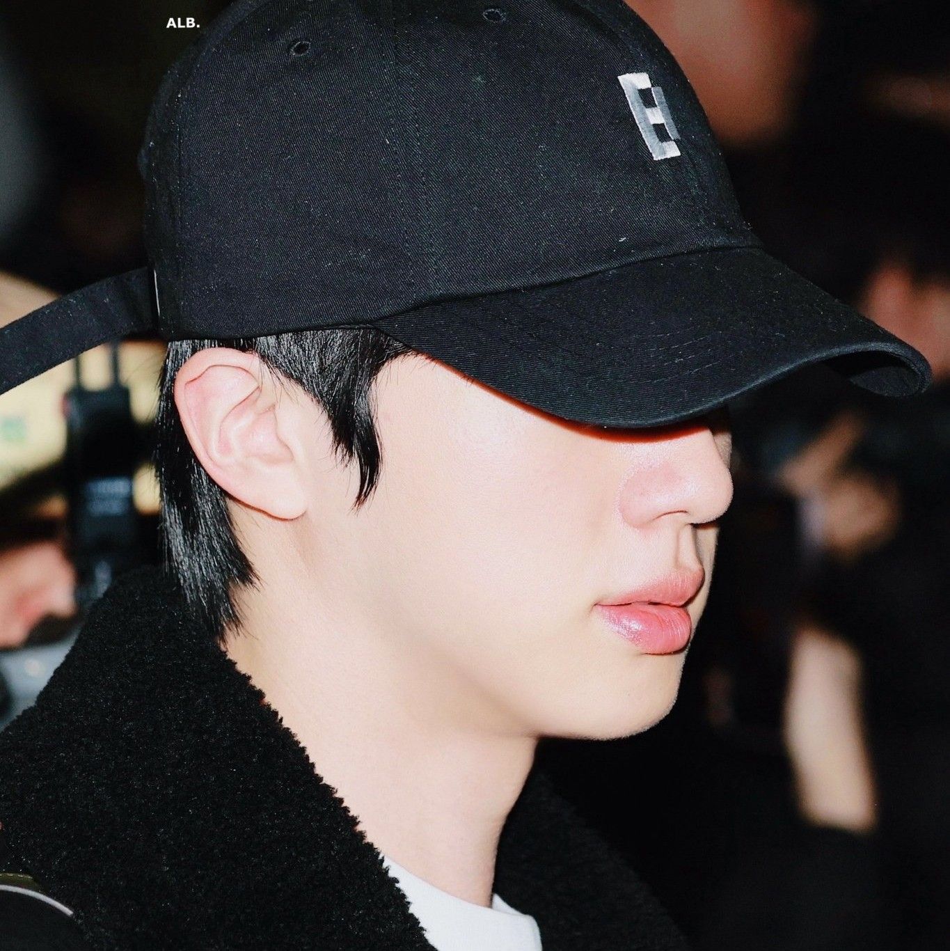 진 (방탄소년단)의 비하인드 컷