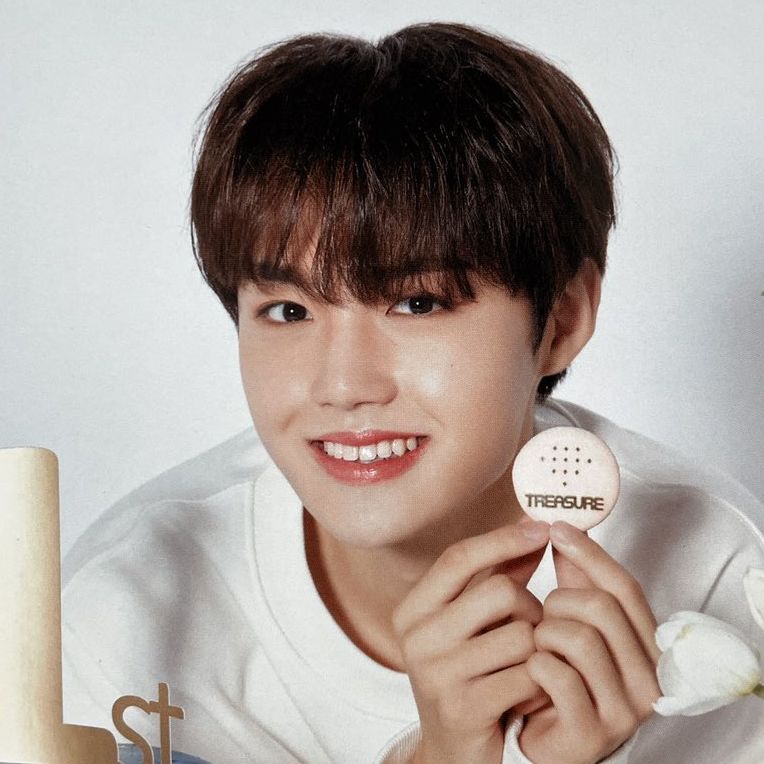 도영 (TREASURE)의 비하인드 컷