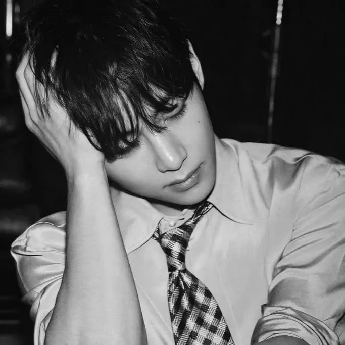 Behind-the-scenes cut of BTS