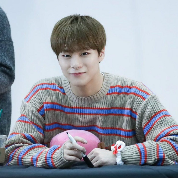 Behind-the-scenes cut of Moonbin (ASTRO)